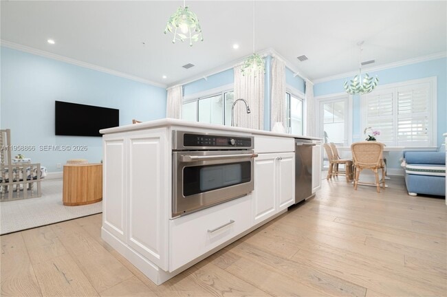 Building Photo - 11261 SE Blair Ln