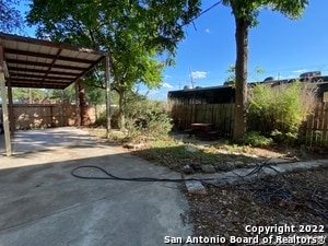 Building Photo - 2318 W Olmos Dr