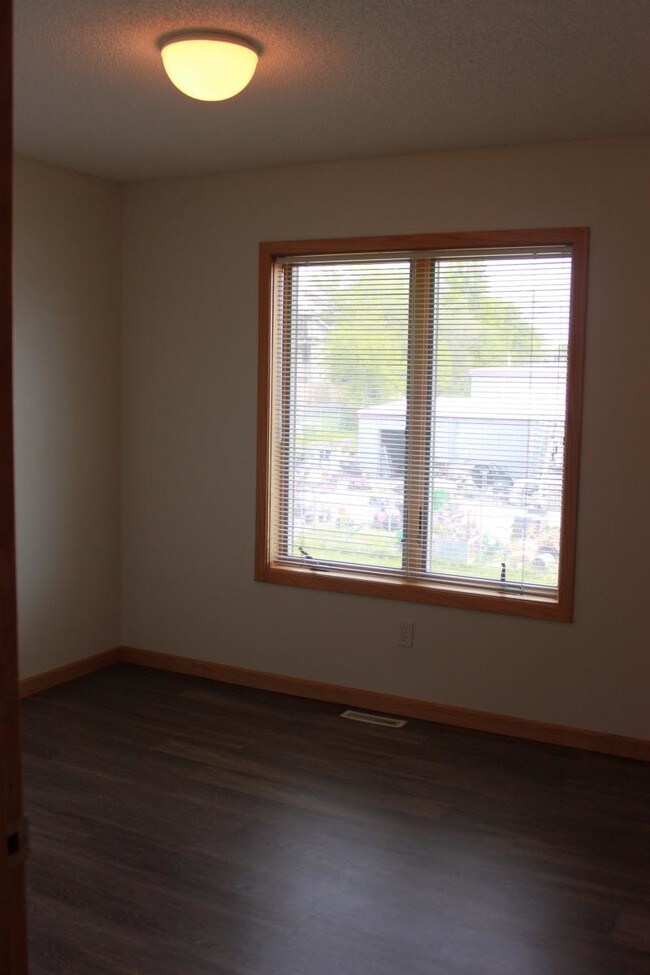 Building Photo - 1705 2nd St