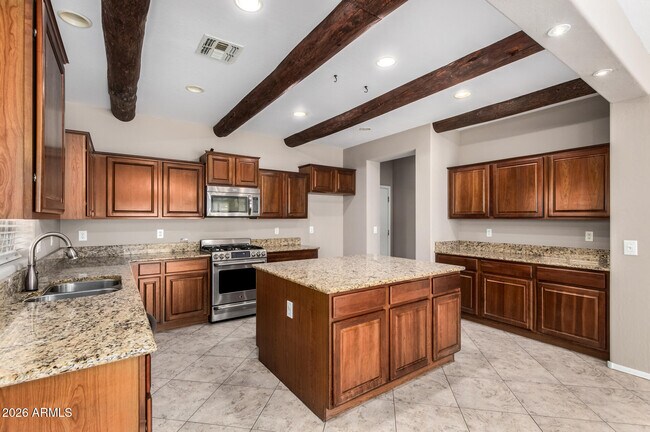 Building Photo - 19411 W Jefferson St