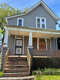 Building Photo - 545 W 62nd St