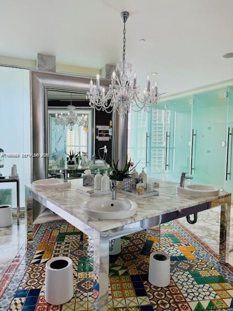 Building Photo - 475 Brickell Ave