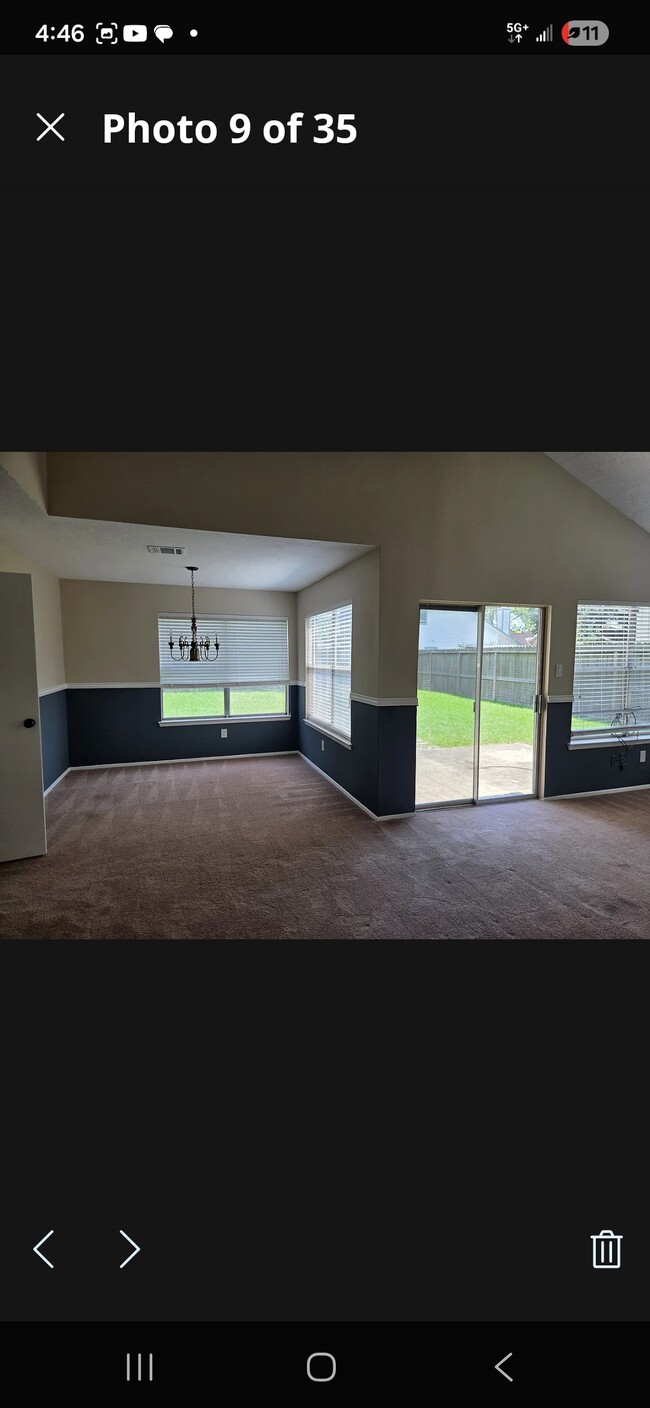 Building Photo - 8530 Lake Crystal Dr