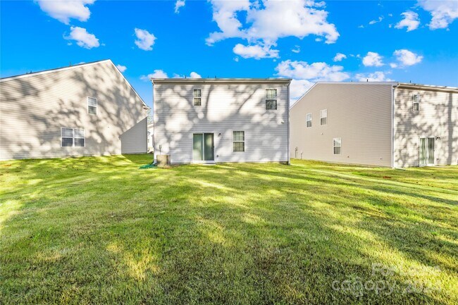 Building Photo - 10142 Chatham Run Ln