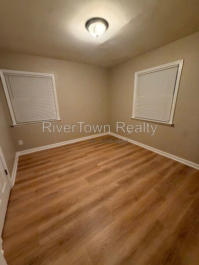 Building Photo - 1511 Elkwood St