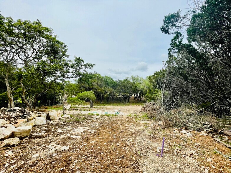 Building Photo - 459 Clay Ridge