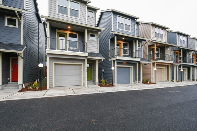 Building Photo - Three-Bedroom Home with Updated Kitchen & Vaulted Ceilings