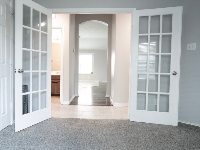 Building Photo - 2414 Alcove Foster Ct