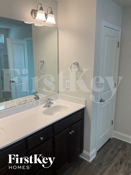 Building Photo - 5407 Cobblestone Glen Dr