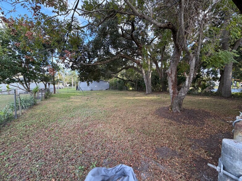 Building Photo - 2917 Magnolia Ave