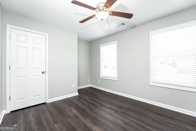 Building Photo - 519 Shenandoah Ln