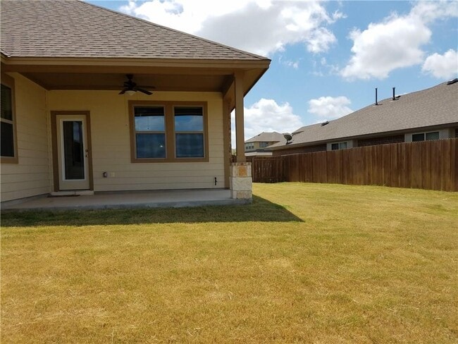 Building Photo - 743 Easton Dr