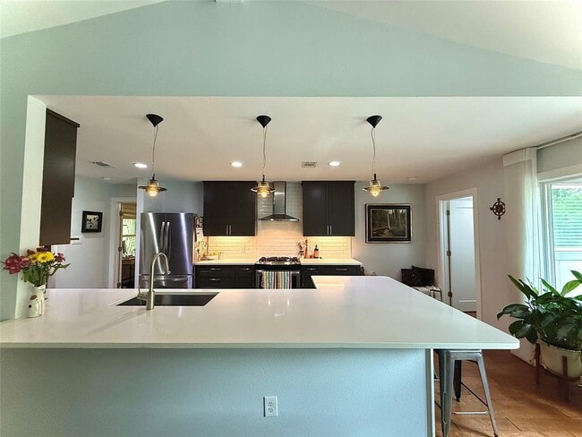 Building Photo - 9603 Marsh Dr