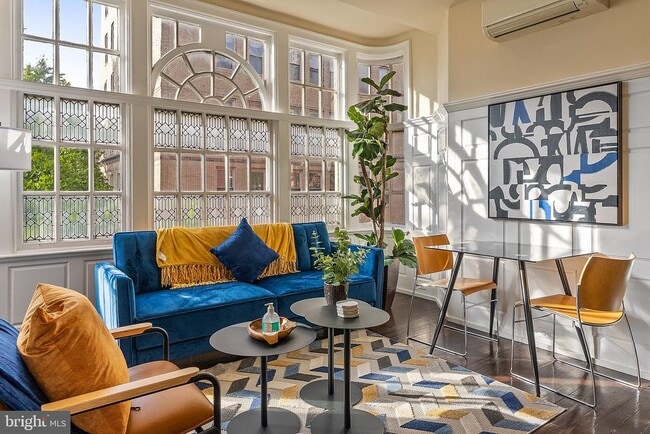 Building Photo - 1836 Delancey St