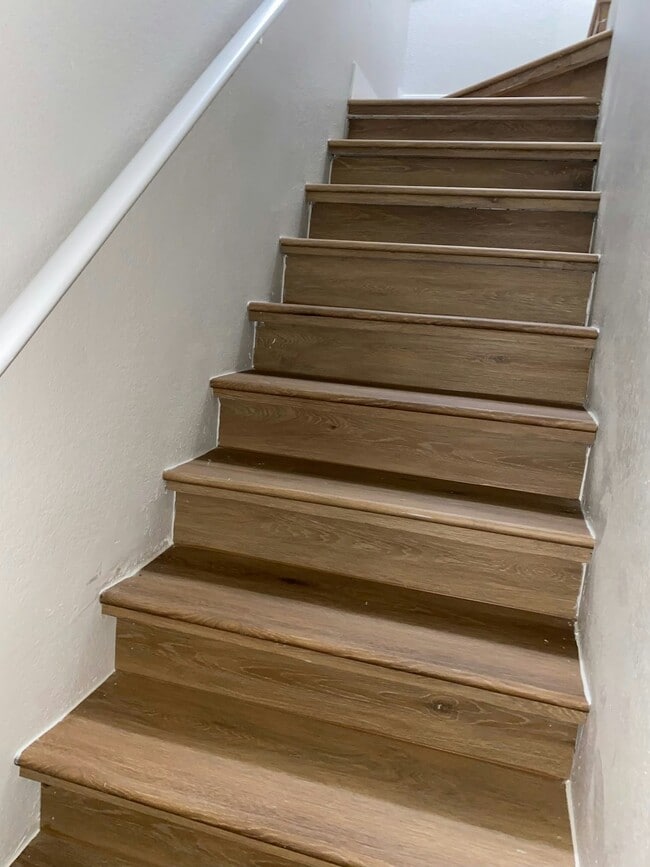 Building Photo - 2814 E Le Marche Ave