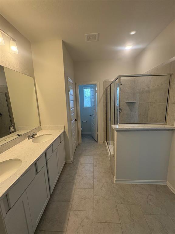 Building Photo - 27831 Western Crk Ct