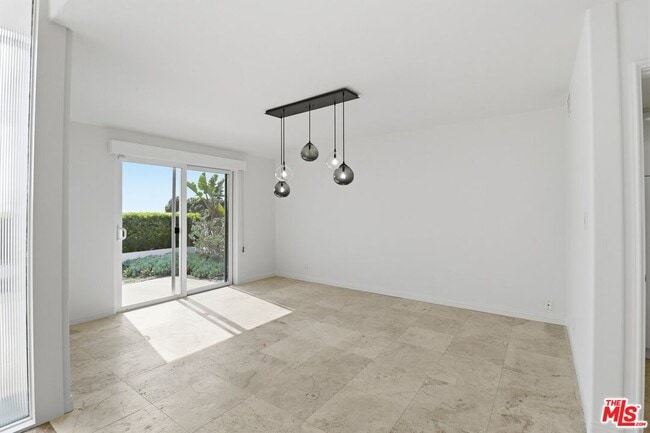 Building Photo - 18149 Wakecrest Dr