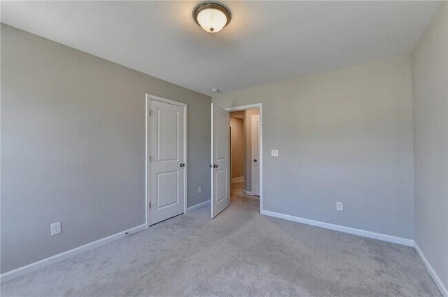 Building Photo - 611 Mason Grove Pkwy