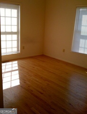 Building Photo - 193 Marlin St