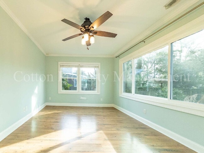 Building Photo - 309 N 23rd St