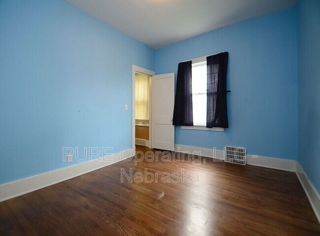 Building Photo - 2720 N 47th Ave