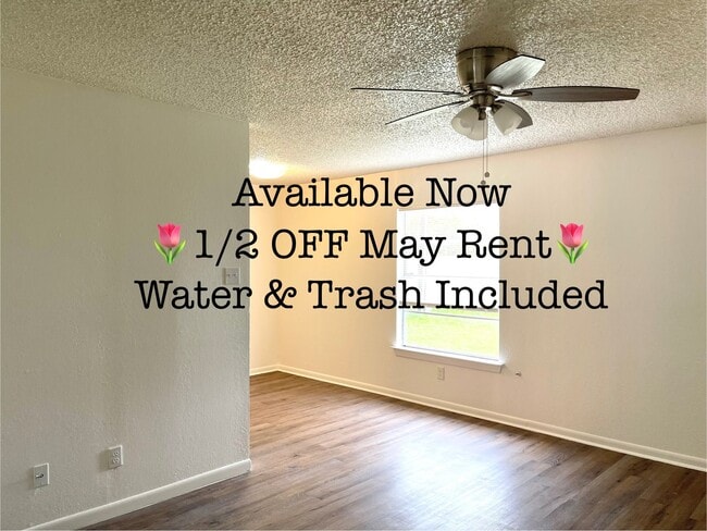 Building Photo - 1702 Kirk Ave