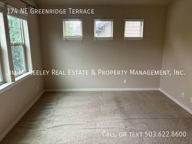 Building Photo - Available Now! 4 Bedroom Home with Firepla...