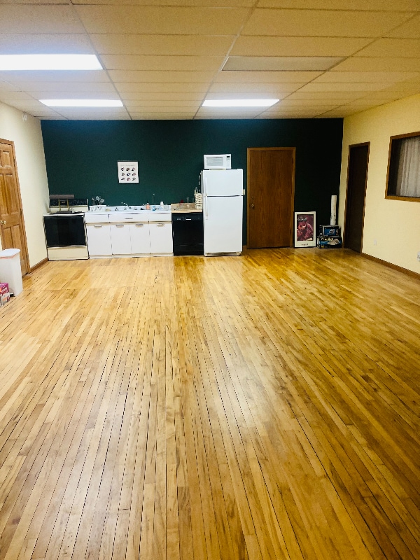 Building Photo - 124 1/2 S 2nd St