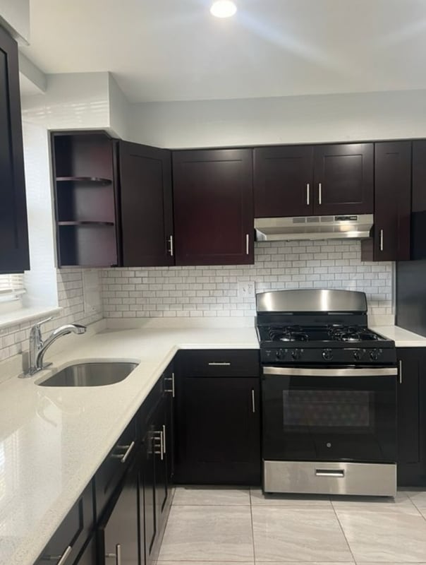 Building Photo - 311 E Westfield Ave