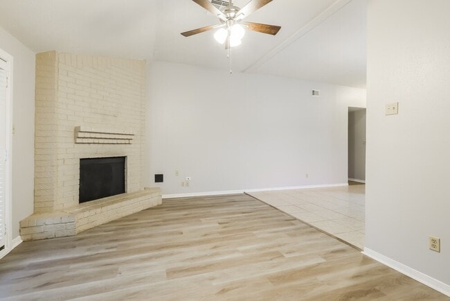 Building Photo - 1010 Hickory Post Ct