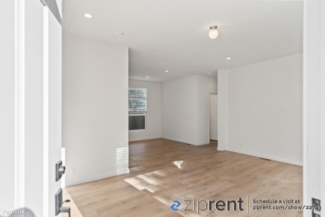 Building Photo - 3 br, 2 bath House - 1133 Lovell Ave, Camp...