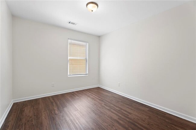 Building Photo - 1240 Faye Ct