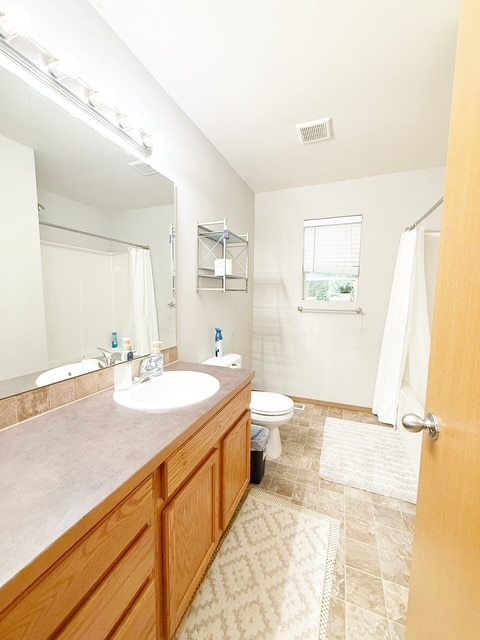 Building Photo - 4933 Bowwood Cir NE