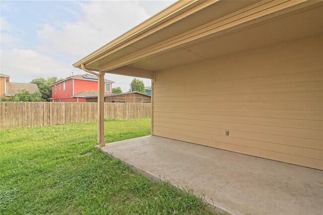 Building Photo - 11312 Malta Dr