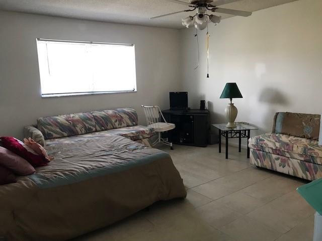 Building Photo - 4851 NW 21st St