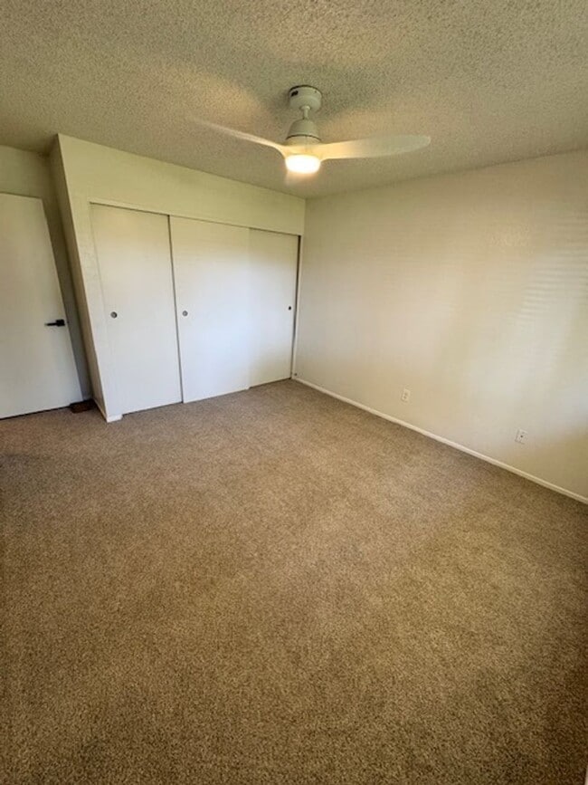 Building Photo - Remodeled Vintage home just 1 block from t...