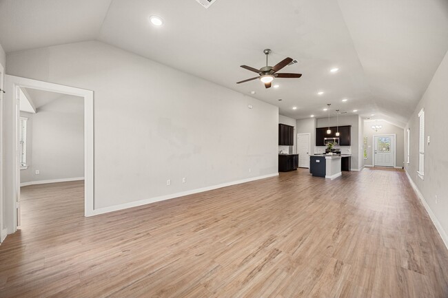 Building Photo - 21618 Coral Mist Dr