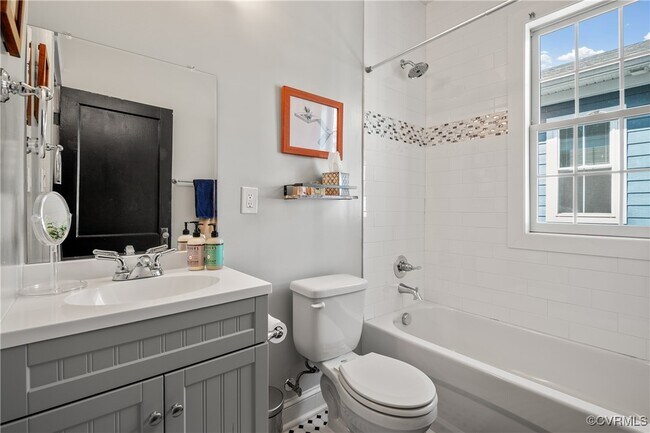 Building Photo - 3100 Barton Ave