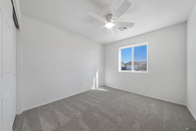 Building Photo - 7272 E 45th St