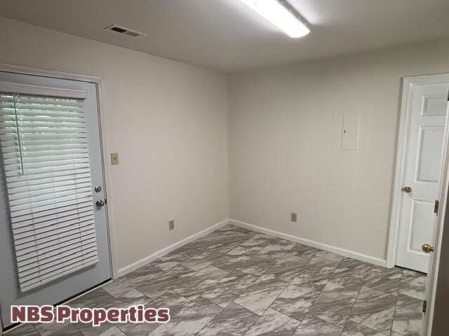 Building Photo - 2943 Colt Dr