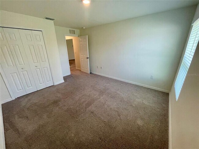 Building Photo - 348 Towns Cir