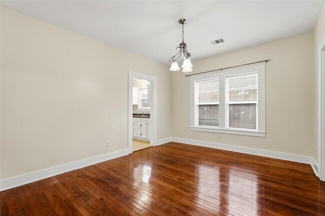 Building Photo - 4616 Clay St