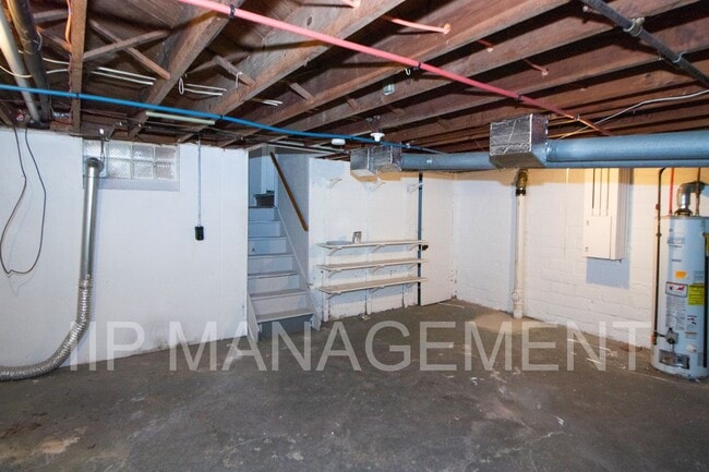 Building Photo - 1294 Winston Rd