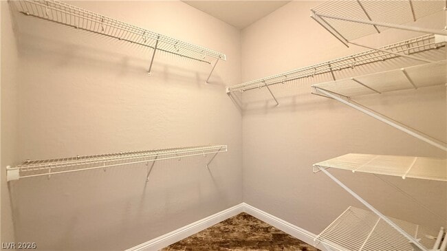 Building Photo - 2354 Amana Dr