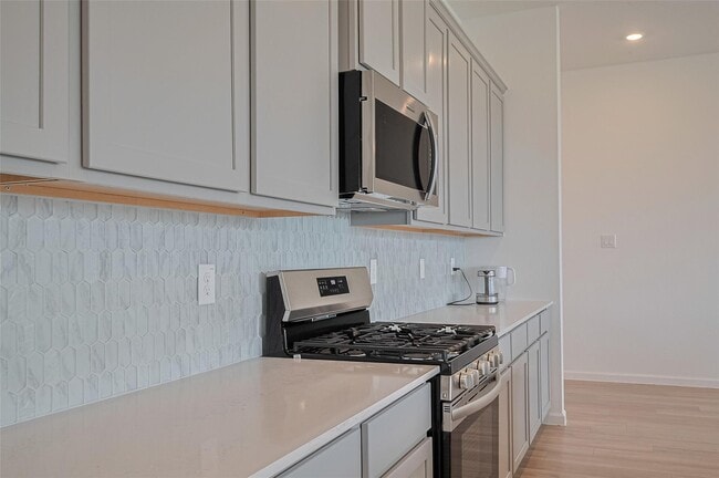 Building Photo - 2430 Dewford Fls Dr