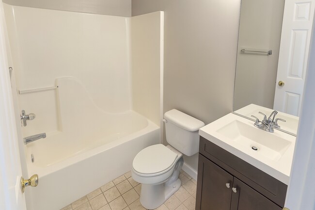 Building Photo - 5901 Barbados Ln
