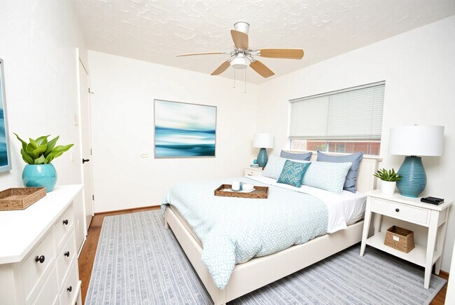 Building Photo - 16311 La Luna Dr