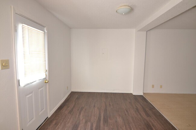 Building Photo - 11406 Colusa Dr