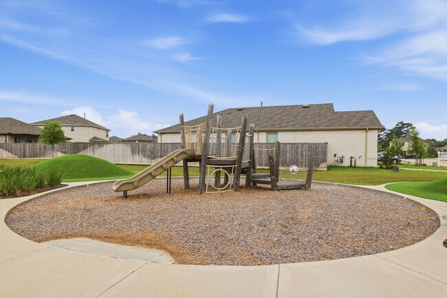 Building Photo - 16687 Sterling Clf St