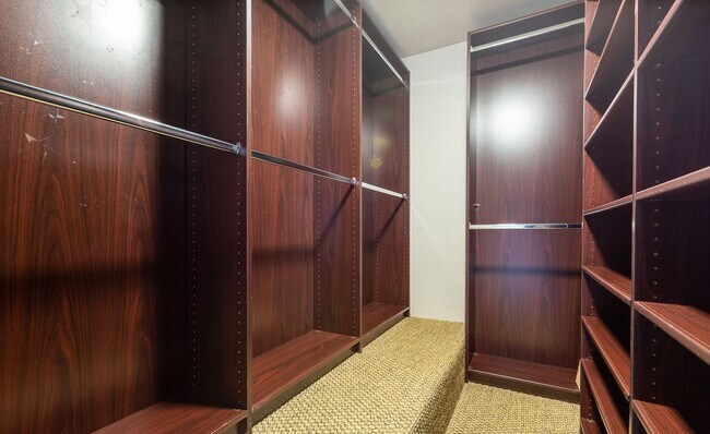 Building Photo - Outside Portfolio